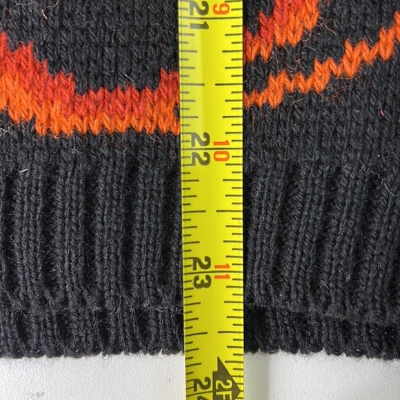 Vintage Figgjo Black Patterned Wool Sweater Made  in Norway - Picture 4 of 8